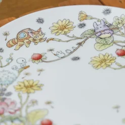 Maison Ghibli Cuisine Et Table|Assiette 23 cm Totoro Fraise - Mon Voisin Tororo