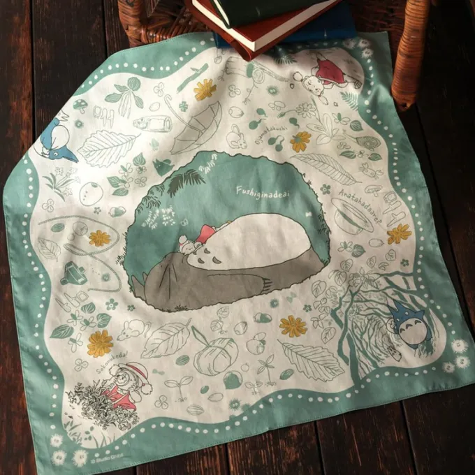 Maison Ghibli Textile|Grand mouchoir Mystérieuse rencontre 53x53 cm - Mon Voisin Totoro