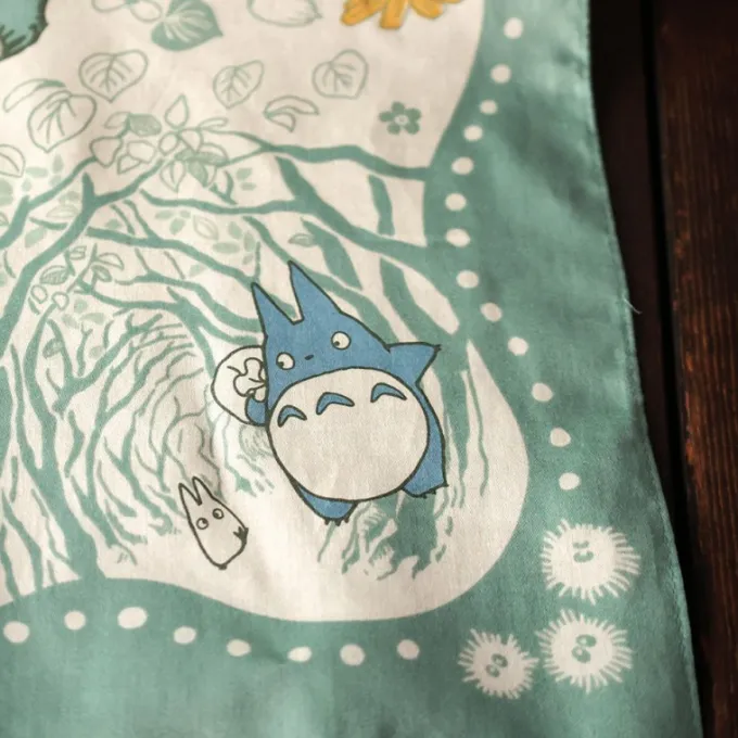 Maison Ghibli Textile|Grand mouchoir Mystérieuse rencontre 53x53 cm - Mon Voisin Totoro