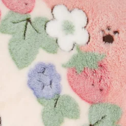 Maison Ghibli Linge De Maison|Plaid Jiji & Lily Fraises 70x100 cm - Kiki la petite sorcière