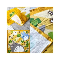 Maison Ghibli Linge De Maison|Plaid Totoro Trèfles 90x90 cm - Mon Voisin Totoro