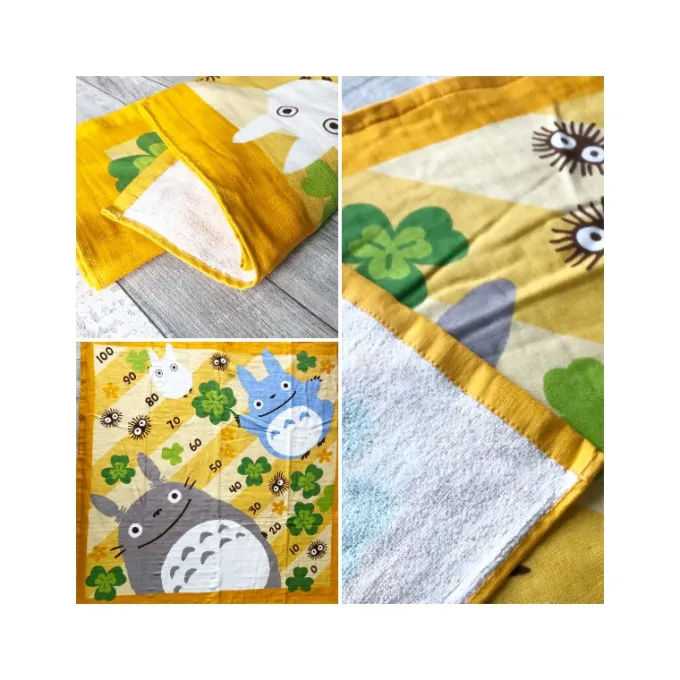 Maison Ghibli Linge De Maison|Plaid Totoro Trèfles 90x90 cm - Mon Voisin Totoro