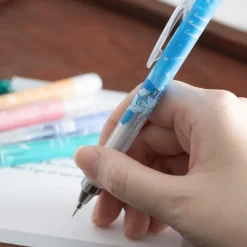 Maison Ghibli Écriture|Porte Mine Bleu Violet pastel - Le Voyage de Chihiro