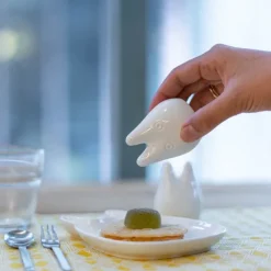 Maison Ghibli Cuisine Et Table|Salière et Poivrière Totoro – Mon Voisin Totoro