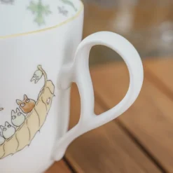 Maison Ghibli Cuisine Et Table|Tasse Totoro Chapeau de Fleurs Jaunes - Mon Voisin Totoro